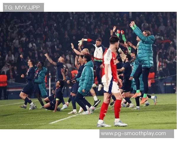 世界杯惊现冷门那不勒斯绝杀阿森纳全场沸腾瞬间回顾