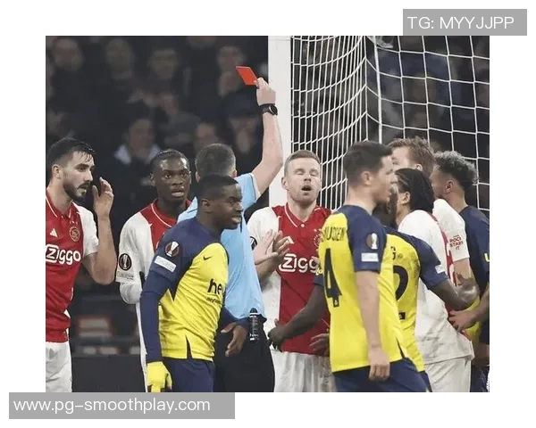 欧联杯经典对决巴萨逆转AC米兰引发争议判罚全场沸腾